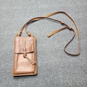 Lucky Brand Crossbody Wallet‎ Womens Tan Genuine Leather Phone Adjustable Strap